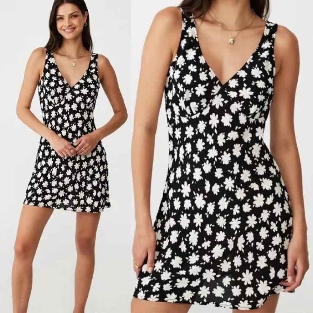 Black White Floral V Neck Bias Cut Tank Mini Dress M Cotton On Summer Sun Slip